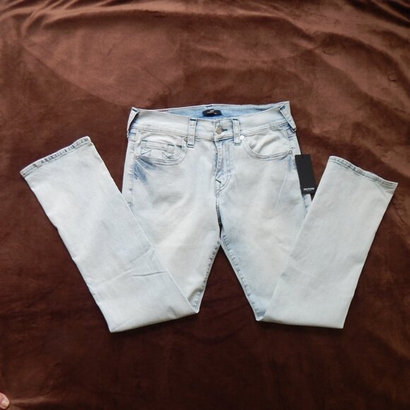 TRUE RELIGION Men’s Ricky SN Relaxed Straight Fresco Light Wash Jeans 32 x33 NWT - Picture 3 of 8